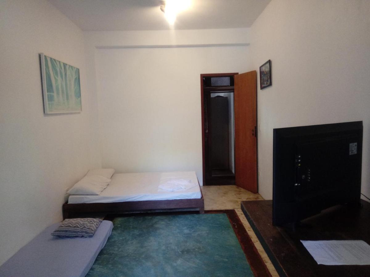 Lindas A Uma Quadra Da E Centro Homestay *