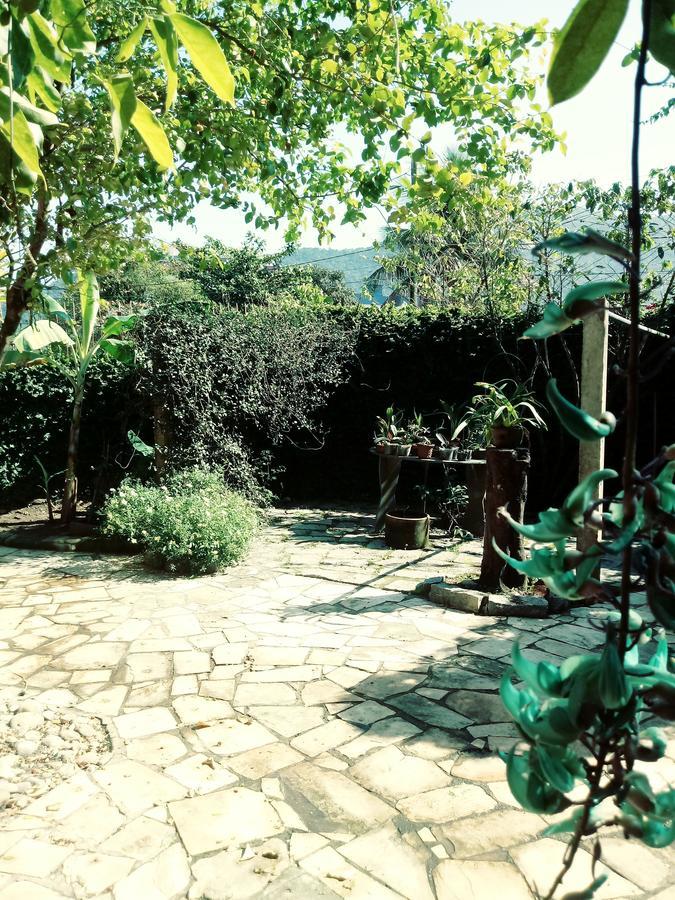 Homestay Lindas A Uma Quadra Da E Centro Ubatuba
