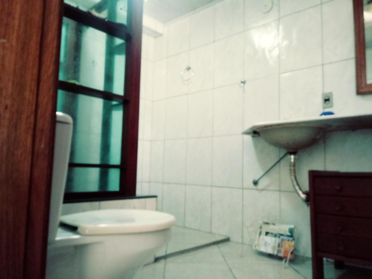 Lindas A Uma Quadra Da E Centro Homestay Ubatuba